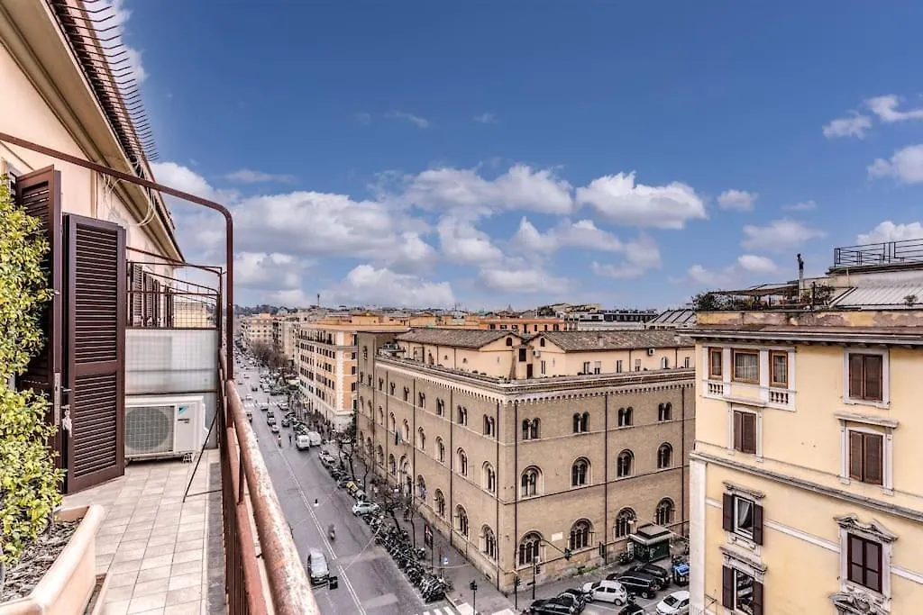 Apartment Vatican Lux Domus Di Rienzo Rome
